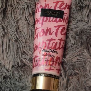 VS Shimmer Lotion